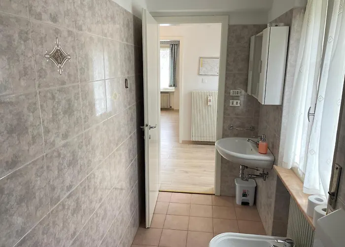 Dolomiti Apartament *